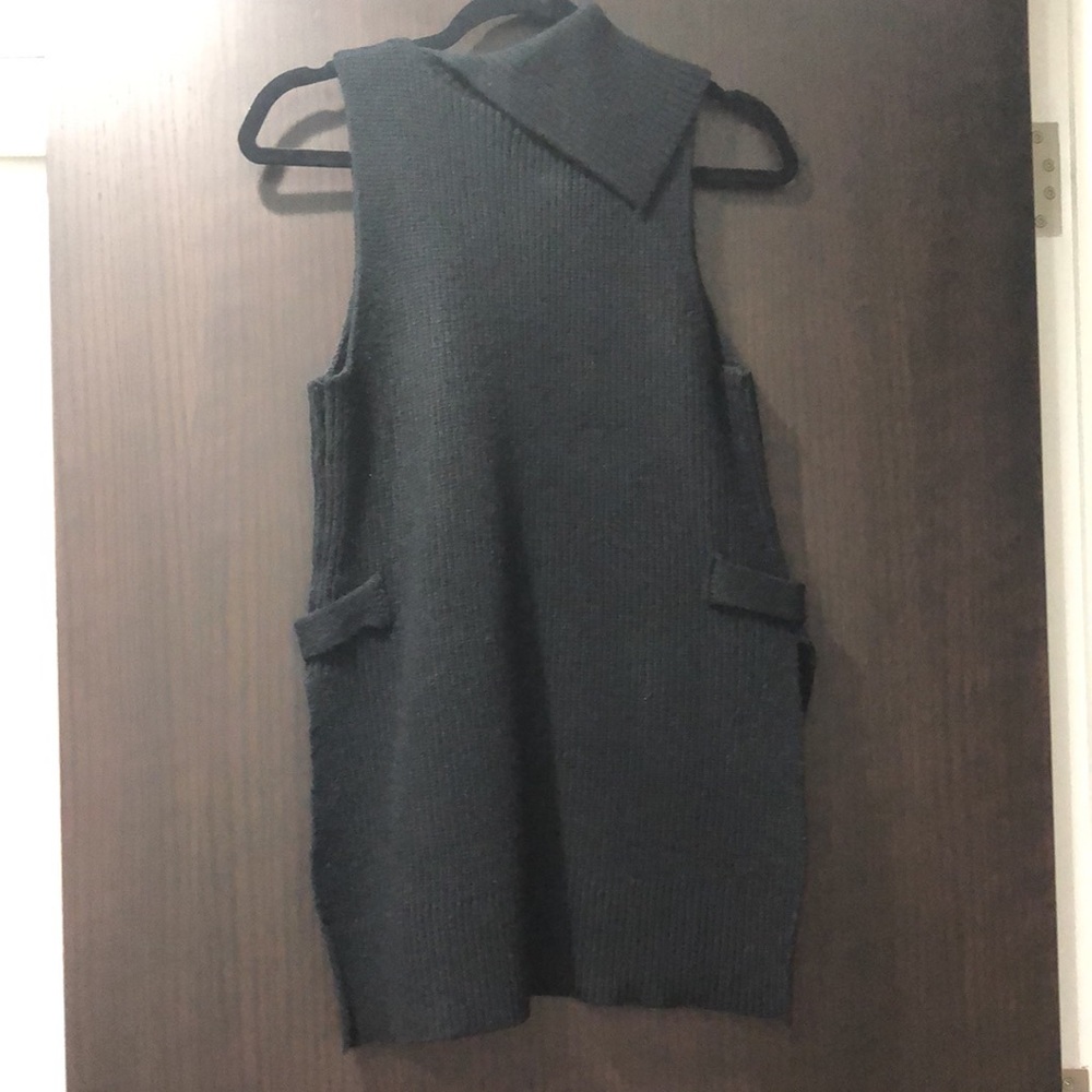 She + Sky Cowl Neck Top - Picture 2 of 6